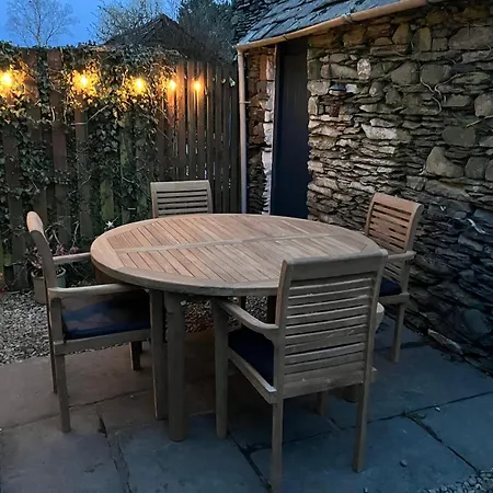 Riverside With Secure Bike Storage * Staveley (Cumbria)