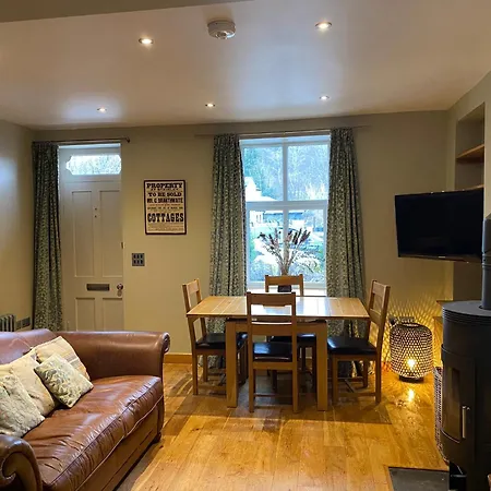 Riverside With Secure Bike Storage Vakantiehuis *