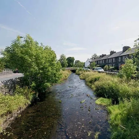Riverside With Secure Bike Storage Staveley (Cumbria)