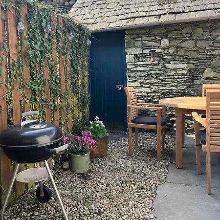 בית נופש Riverside With Secure Bike Storage סטייבלי